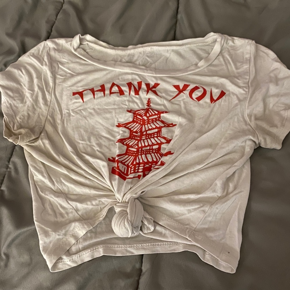 White cropped Japanese print top🈲